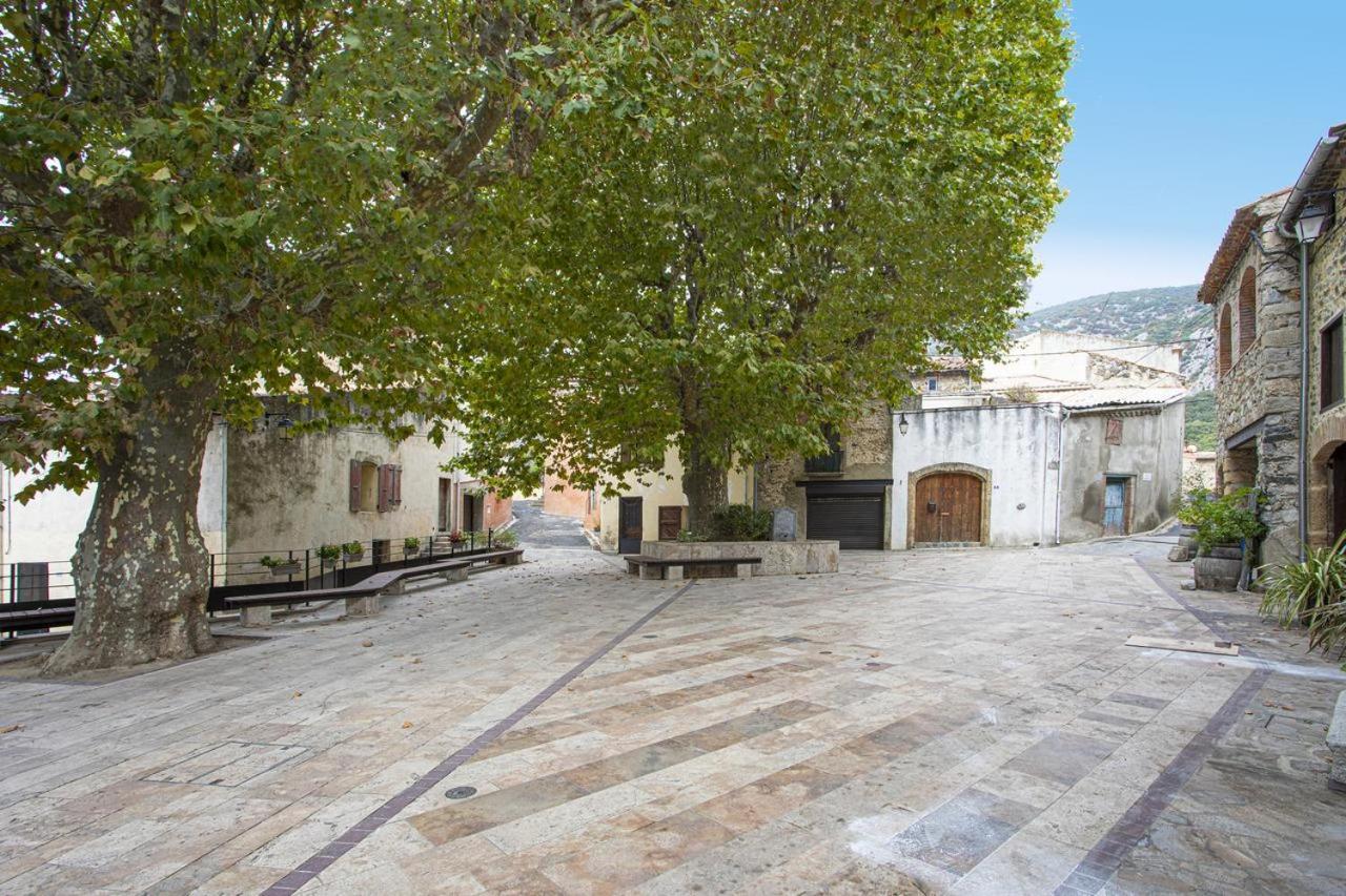 La Romance. Prugnanes Bagian luar foto